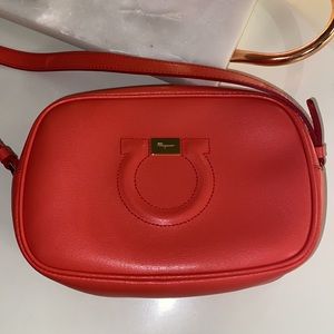 Salvatore Ferragamo City Camera Bag Leather Red